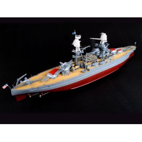 TRUMPETER 03701 1/200 USS ARIZONA
