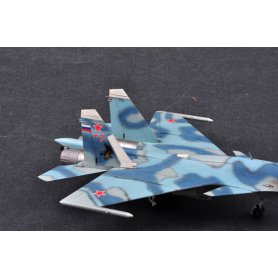 Trumpeter 1:72 01667 Su-33 Flanker D