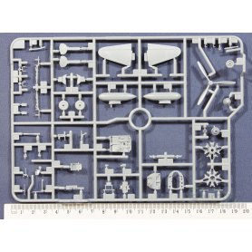Tamiya 1:72 Mitsubishi A6M3/3a Zero Fighter Model 22 (Zeke)