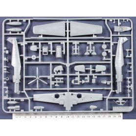 Tamiya 1:72 Messerschmitt Bf109E-4/7 Trop
