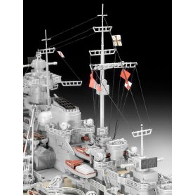 REVELL 1:350 05040 BATTLESHIP BISMARCK