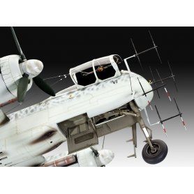 REVELL 1:32 04666 HEIKEL HE219 A-7 "UHU"