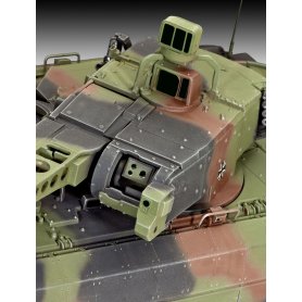 REVELL 1:35 03096 SPz PUMA