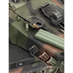 Revell 1:35 03243 Leopard 2A5/A5NL