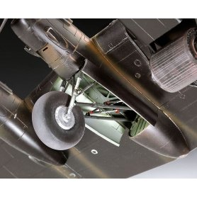 REVELL 1:72 04295 LANCASTER B.III "DAMBUSTERS"