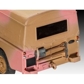 REVELL 1:35 03246 BRITISH 4X4 OFF-ROAD VEHICLE "Series III (109"/LWB)"