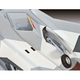REVELL 1:72 04664 SUKHOI T-50