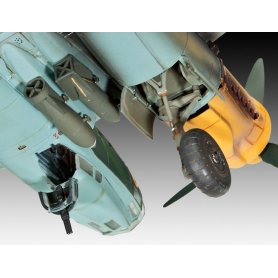 REVELL 1:72 04672 JUNKERS JU 88A-4 BOMBER