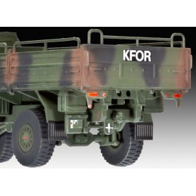 REVELL 1:72 03300 LKW 5T. MIL GL (4x4 Truck)