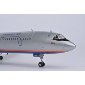 ZVEZDA 1:144 7004 TU-154M