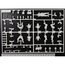 Tamiya 1:35 35050 German 8T Half Track Sdkfz 7/1