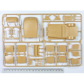 Tamiya 1:35 35235 Steyr Typ 1 1500A Kommandeurwagen 