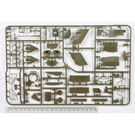 Tamiya 1:35 35242 Leopard 2 A5 Main Battle Tank
