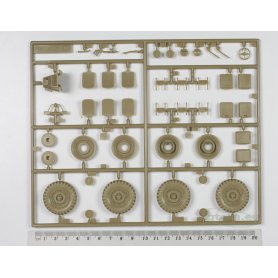 Tamiya 1:35 35045 British Quad Gun Tractor