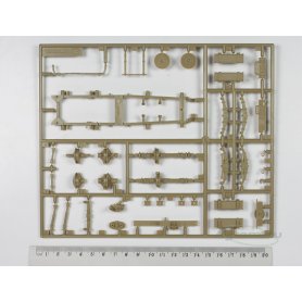 Tamiya 1:35 35045 British Quad Gun Tractor