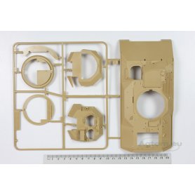 Tamiya 1:35 35264 M2A2 Infantry Fighting Vehicle Operation Desert Storm 