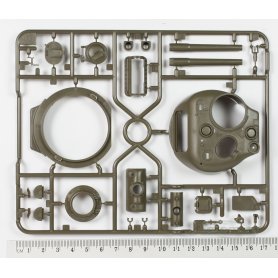 Tamiya 1:35 35251 M4A3 Sherman 105mm Howitzer Assault Support 