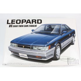 Aoshima 1:24 Nissan Leopard V6