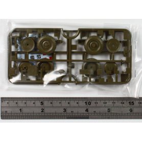 Tamiya 32587 1/48 British 7ton Armored Car Mk.IV