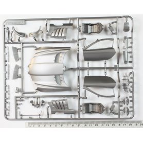 Tamiya 1:24 Mercedes Benz SLR MCLAREN