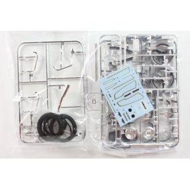 Aoshima 1:12 Kawasaki Z750 FX Full Tune