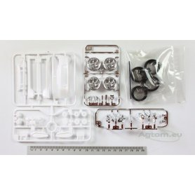 Tamiya 1:24 Nissan 370 Z 