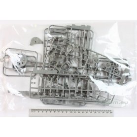 DRAGON 1:35 6392 German sFH 18 Howitzer with Limber