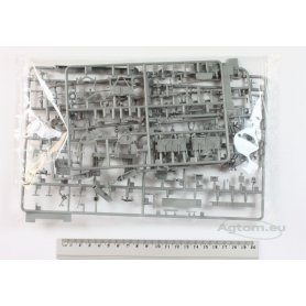 DRAGON 1:35 6392 German sFH 18 Howitzer with Limber
