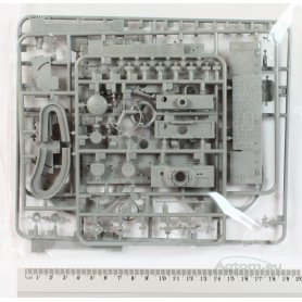 Dragon 1:35 6383 Pz.Kpfw.VI. Ausf.E TIGER I LATE W/ZIMMERIT
