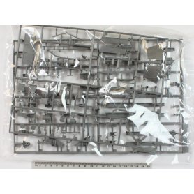 Dragon 1:35 6150 SDKFZ 165 HUMMEL