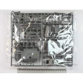 Dragon 1:35 6150 SDKFZ 165 HUMMEL