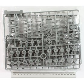 Dragon 1:35 6540 SD.KFZ.161/4 2cm FLAKPANZER IV "WIRBELWIND"