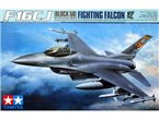 Tamiya 1:32 F-16CJ Fighting Falcon