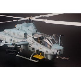 Kitty Hawk 1:48 80125 Bell AH-1Z Viper
