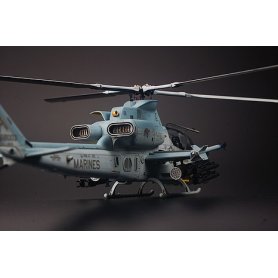 Kitty Hawk 1:48 80125 Bell AH-1Z Viper