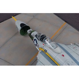 Kitty Hawk 1:48 80127 F9F-8/F9F-8P ( 2-1 )