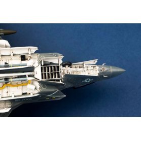 Kitty Hawk 1:48 80102 F035B
