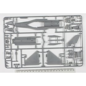 Tamiya 1:72 F-16 CJ Fighting Falcon - Block 50