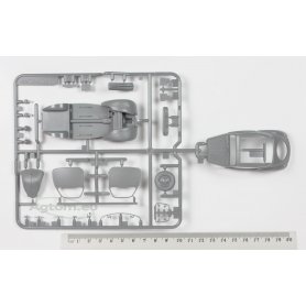 Tamiya 1:35 35321 Simca 5 Staff Car - German Army
