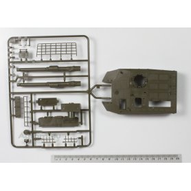 Tamiya 1:35 35260 JGSDF Type 90 Tank Ammo Loading Crew 