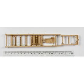 Tamiya 1:35 35246 Famo and Tank Transport.