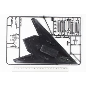 Tamiya 1:72 Lockheed F-117A Stealth