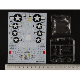 Tamiya 1:72 Republic P-47D Thunderbolt Razorback