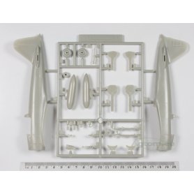 Tamiya 1:48 61016 A6M2 Type 21 Zero Fighter Kit - CO116