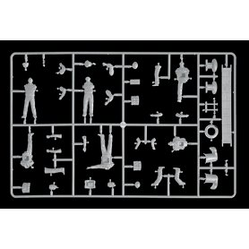 Italeri 5611 M.A.S Crew & Accessor.