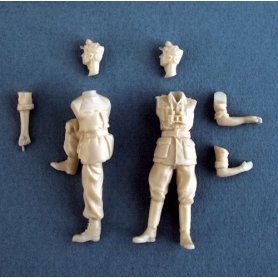 Italeri 1:35 6452 CAMIONETTA AS 42 SAHARIANA