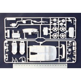TAMIYA 1:24 24341 Nissan Skyline GT-R Nismo Custom