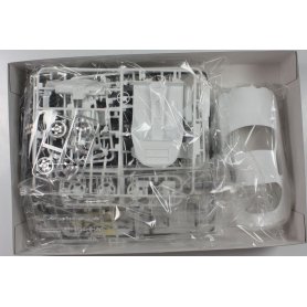 Aoshima 1:24 Mazda RX-7