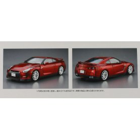 Aoshima 1:24 Nissan R35 GT-R Pure Edition 2014