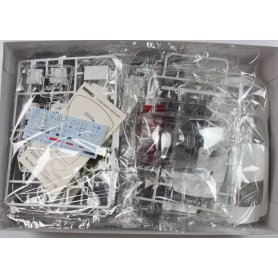 Aoshima 1:24 Nissan R35 GT-R Pure Edition 2014